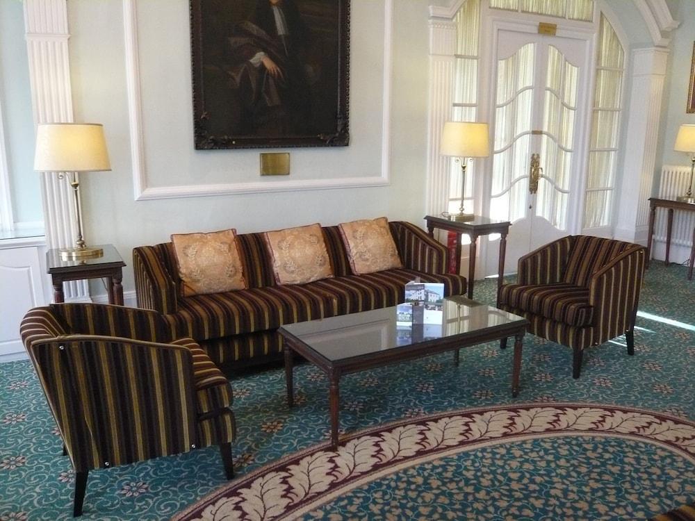 West Lodge Park Барнет Екстериор снимка